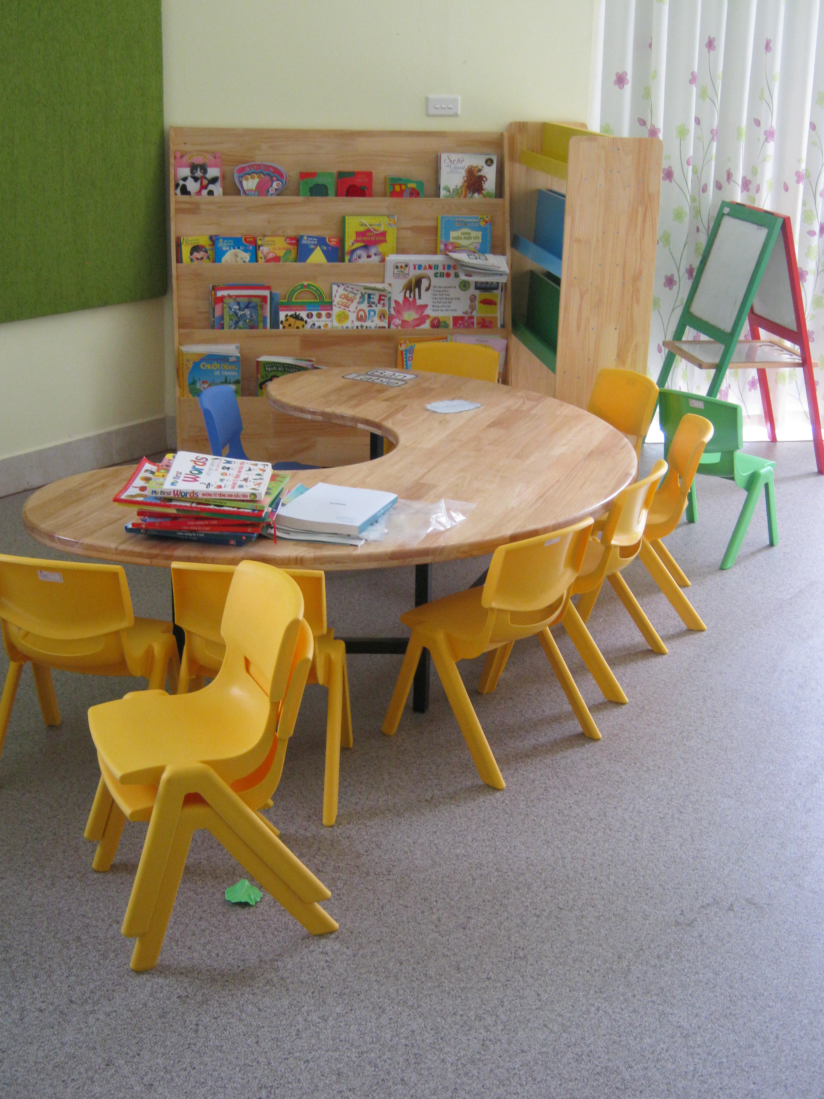 Sàn Nhựa Giả Gỗ Cho Trường Mầm Non Hà Nội - Á Đông Floor .