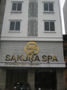 Sàn Nhựa Giả Gỗ Cho Spa Sakura