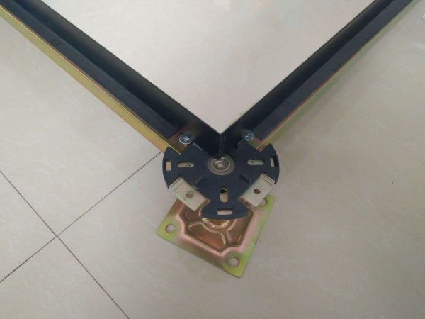 Sàn Nâng Kỹ Thuật Ceramic Finish