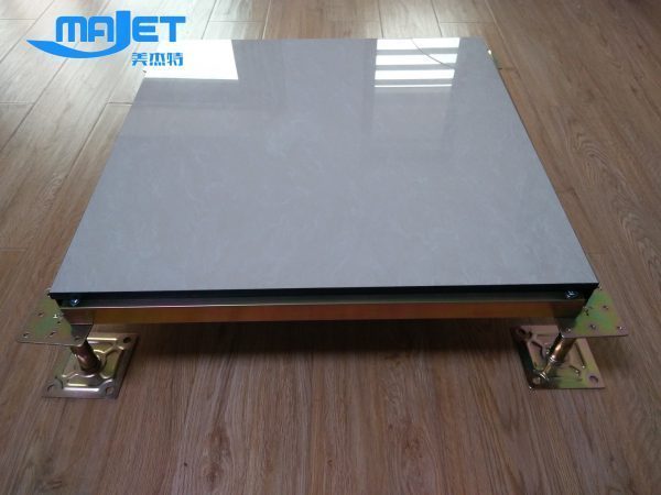 Sàn Nâng Kỹ Thuật Ceramic Laminate Panel