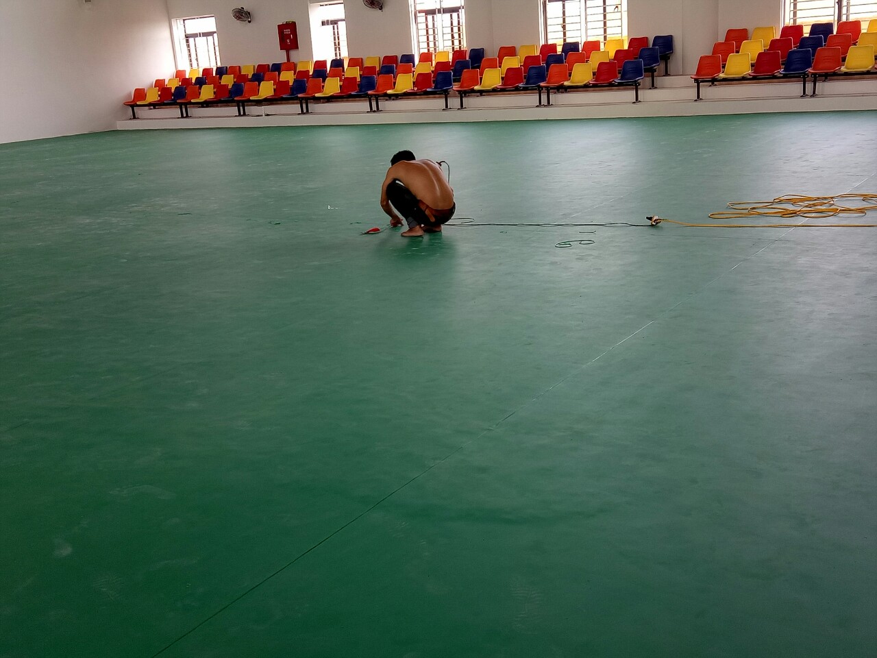 sàn vinyl thể thao