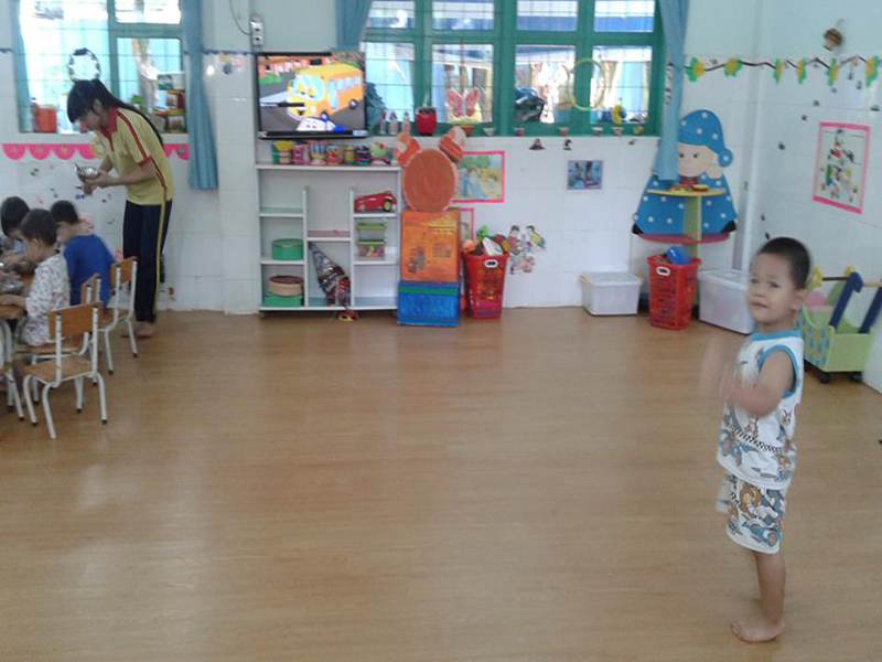 Báo Giá Sàn Nhựa Dán Keo