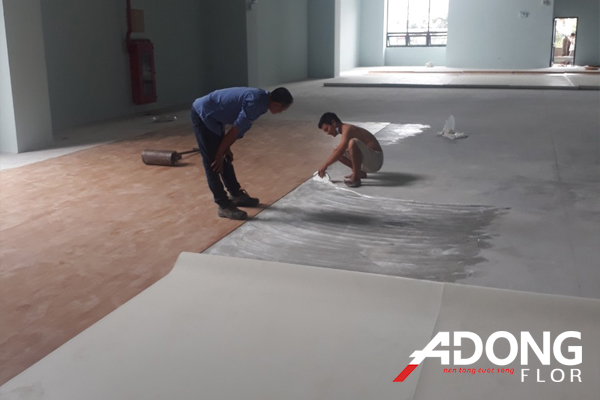 sàn vinyl thể thao